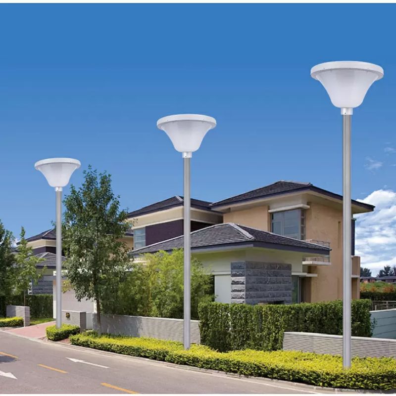 Several factors affecting the service life of solar street Light are analyzed